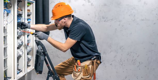 Best Electrical Troubleshooting Services  in Hinsdale, IL